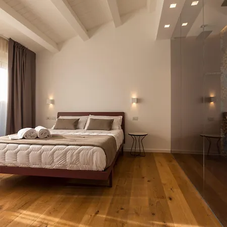 Plebis - Camere & Suites In Sicilia Nel Centro Storico Di Catania-2